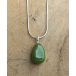 Speciale soft Nephride Jade hanger doorboord uit Canada