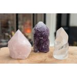 Super zuivere en ruwe Magical Trio of Gouden Driehoek  Amethist met donkerpaars Uruguai Amethist en spatzuiver Bergkristal vlam en Rozekwarts geslepen puntkristal