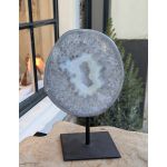Hele speciale Agaat-Chalcedoon op standaard large met geode