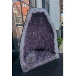 Prachtige unieke Amethist Geode  heldere fijne donkerpaarse  kristallen