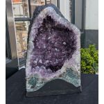 Extra kwaliteit Amethist Geode  middenmaat  donkerpaarse kristallen