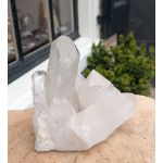 Heldere kwaliteit  Bergkristal cluster staand
