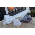 Magical Trio of Gouden Driehoek  Amethist- Rozekwarts-Bergkristal '  klein met helder sprankelend paarse Amethist en Marokkaans Bergkristal