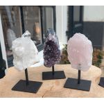 Super kwaliteit Magical Trio of De Gouden Driehoek Amethist Rozekwarts-Bergkristal op standaard