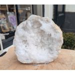 Super ruw en hagelwitte Marokkaanse Bergkristal Geode 'schaal'  XXL   nu in prijs verlaagd!