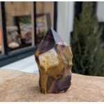 Mookait geslepen ruw puntkristal