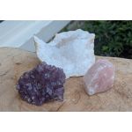 Speciale  Magical Trio of Gouden Driehoek  in de kleine maat met  Amethist,  Spatzuiver Bergkristal  en Rozekwarts