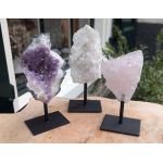 Super kwaliteit Magical Trio of De Gouden Driehoek Amethist Rozekwarts-Bergkristal op standaard