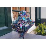 Bergkristal cluster ruw op standaard gecoat