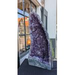 Amethist Geode met binnenheuvel