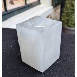 Nieuw! Theelichthouder White Onix 9 cm hoog