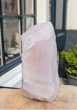 Super kwaliteit rose XL Rozekwarts ruw staand Brazilie