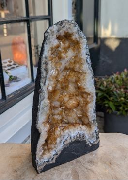 Zeer speciale Citrien  geode kleine middenmaat