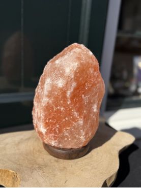 Zoutkristal lamp