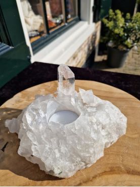 Extra helder Bergkristal cluster extra ruw  theelicht grote kristallen