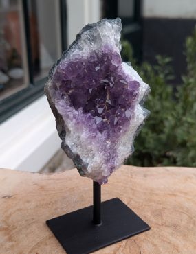 Super kwaliteit Magical Trio of De Gouden Driehoek Amethist Rozekwarts-Bergkristal op standaard
