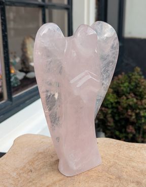 Super kwaliteit Rozenkwarts Engel extra groot Super kwaliteit Rozenkwarts Engel extra groot