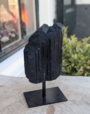 Zwarte Toermalijn , Schorl, op standaard