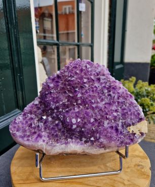 Amethist cluster/geode XXXL zachthelderpaarse grote kristallen