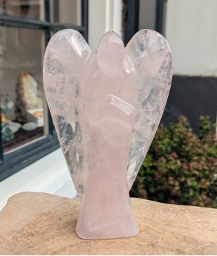 Super kwaliteit Rozenkwarts Engel extra groot Super kwaliteit Rozenkwarts Engel extra groot