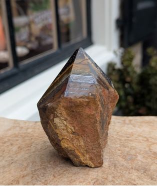 Tijgeroog geslepen ruwe puntkristal