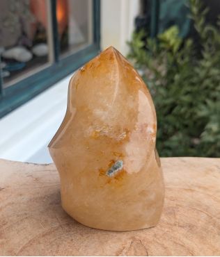 Extra kwaliteit Limonietkwarts  (Golden Healer) vlam