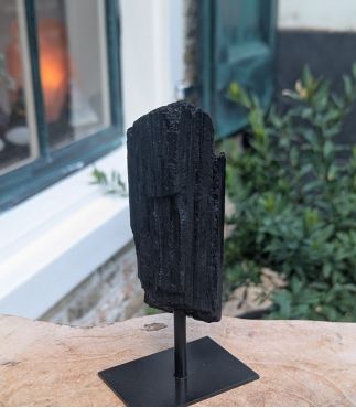 Zwarte Toermalijn , Schorl, op standaard