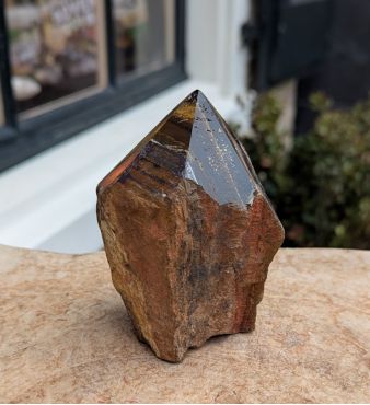 Tijgeroog geslepen ruwe puntkristal