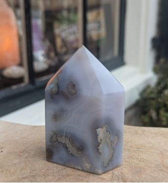 Super kwaliteit Agaat geslepen punt met chalcedoon