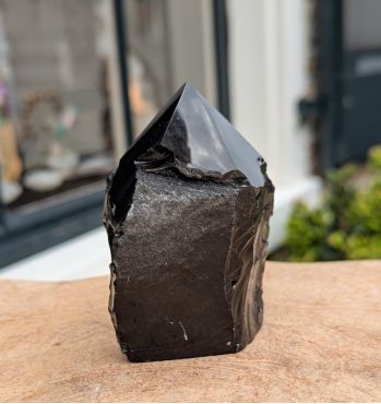 Zwarte Obsidiaan ruwe geslepen punt