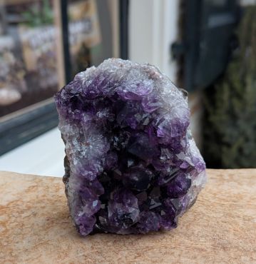 Super kwaliteit Amethist cluster geode Uruguai ruw staand