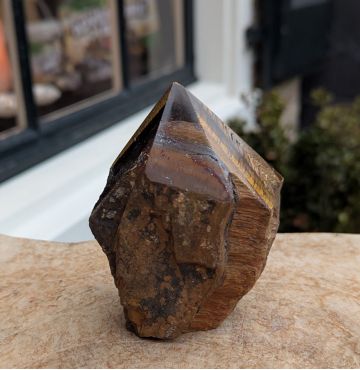 Tijgeroog geslepen ruwe puntkristal