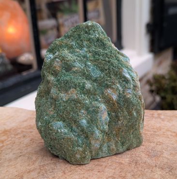 Fuchsiet ruw klein staand