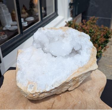 Super kwaliteit Marokkaanse Bergkristal Geode 'schaal'  XL hagelwitte heldere kristallen nu sterk in prijs verlaagd!