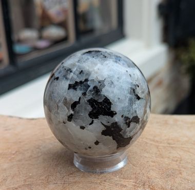 Prachtige stralende kwaliteit regenboog Maansteen Bol