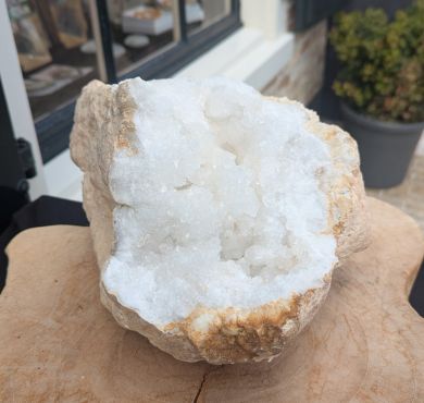 Super kwaliteit Marokkaanse Bergkristal Geode 'schaal'  XL hagelwitte heldere kristallen nu sterk in prijs verlaagd! Super kwaliteit Marokkaanse Bergkristal Geode 'schaal'  XL hagelwitte heldere kristallen nu sterk in prijs verlaagd!