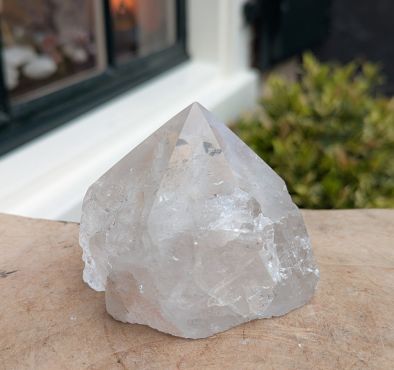 Schitterende  Bergkristal Ice ruw geslepen punt