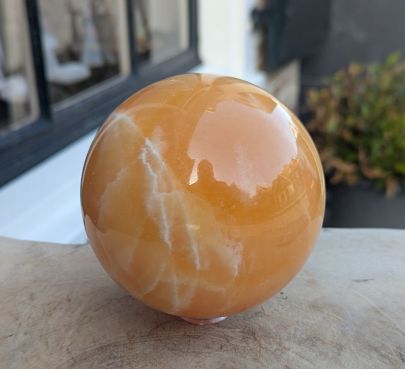 Bol oranje calsiet groot