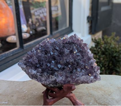 Super kwaliteit Amethist Brazilie cluster  extra donkerpaarse kristallen op standaard