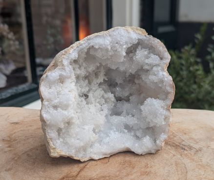 Super Bergkristal Geode Marokko medium extra kwaliteit