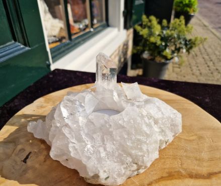 Extra helder Bergkristal cluster extra ruw  theelicht grote kristallen