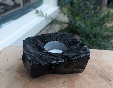 Zwarte obsidiaan theelicht ruw