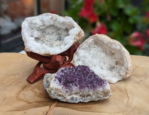 Speciale combinatie Marokkaans Bergkristal geode met Uruguai Amethist