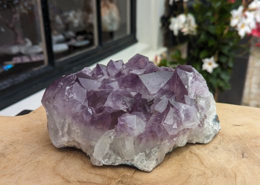 Super Amethist cluster  donkerpaarse kristallen XL