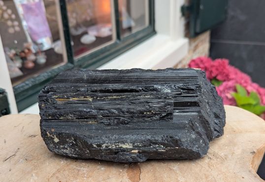 Ruwe Zwarte Toermalijn (schorl)  large