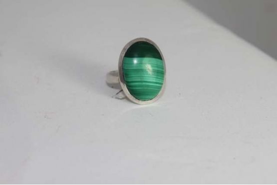 Ovale malachiet ring