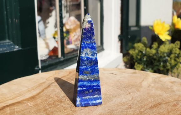 Obelisk van Lapis Lazuli