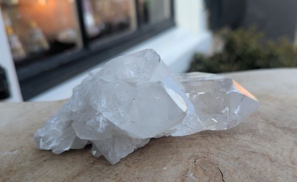 Heel speciale en extra zuivere en ruwe  Magical trio of Gouden Driehoek large  met extra kwaliteit Uruguai Amethist  en spatzuiver Bergkristal en Rozenkwarts