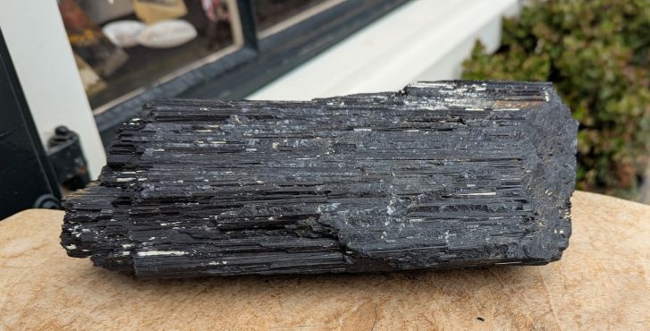 Super kwaliteit Zwarte Toermalijn schorl  ruw Super kwaliteit Zwarte Toermalijn schorl  ruw